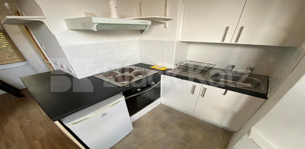 			Studio Apartment, 1 bath, 1 reception Studio			 Leconfield Road , NEWINGTON GREEN-CANONBURY